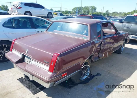 1984 Oldsmobile Cutlass Supreme z USA, uszkodzony, nr VIN 1G3AR47A4EM461329